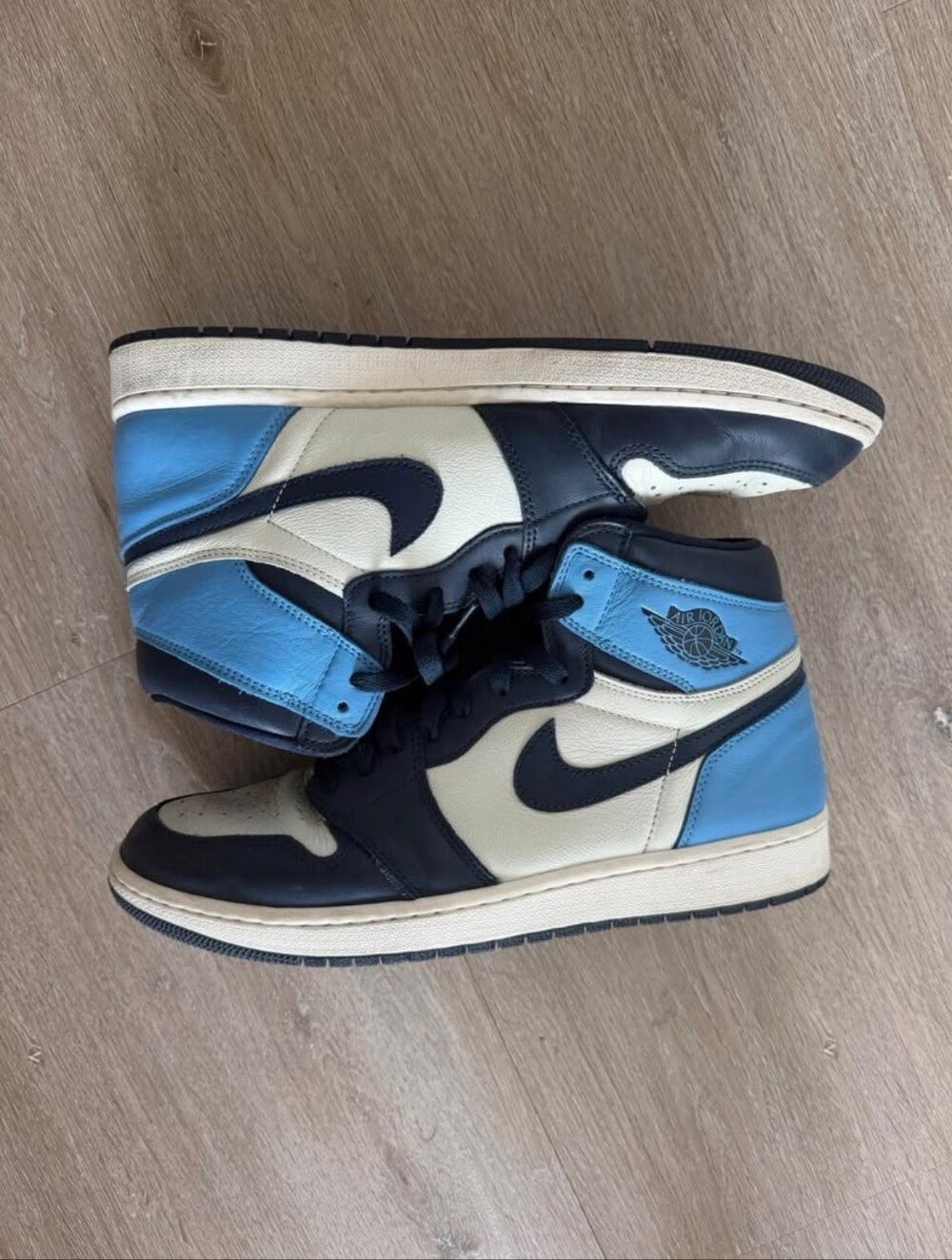 Jordan Retro 1 - Men's